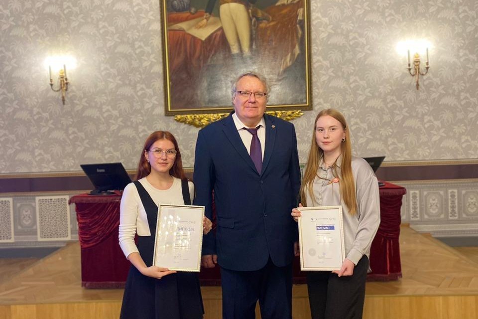 Победа конкурсе научных кружков! Победа конкурсе научных кружков!