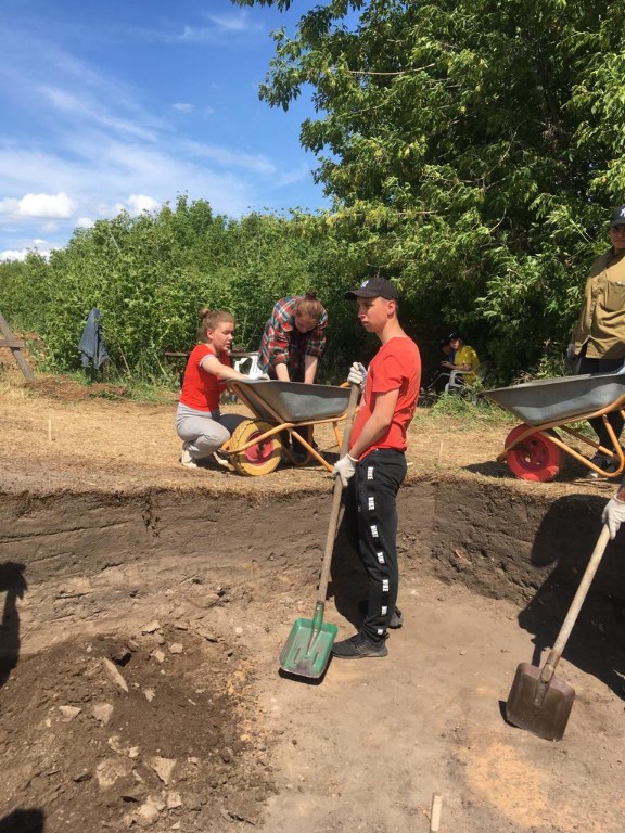 Студенты ИМО проходят практику в Болгаре Студенты ИМО проходят практику в Болгаре
