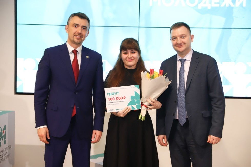 Насыщенный год студенческой жизни ИСФН Насыщенный год студенческой жизни ИСФН