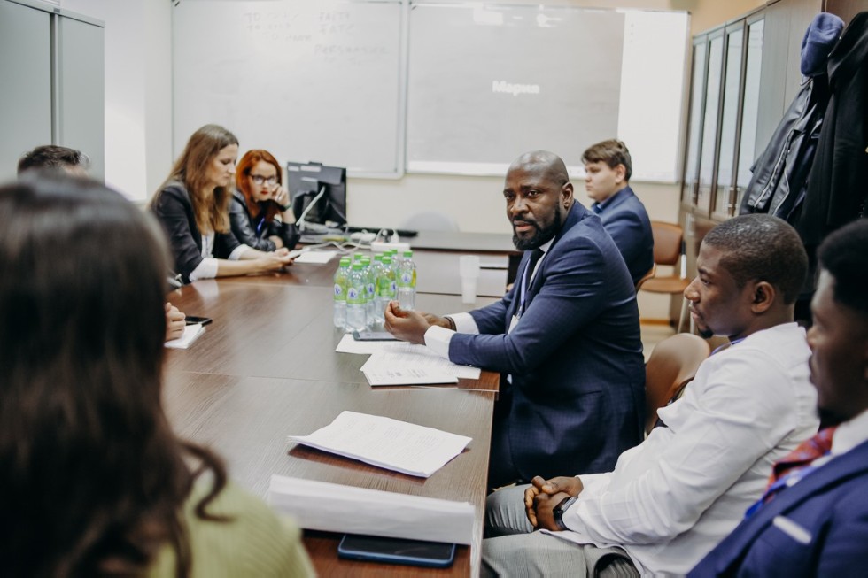 ������ �� �������������� ������ � ������ ��������� � ���