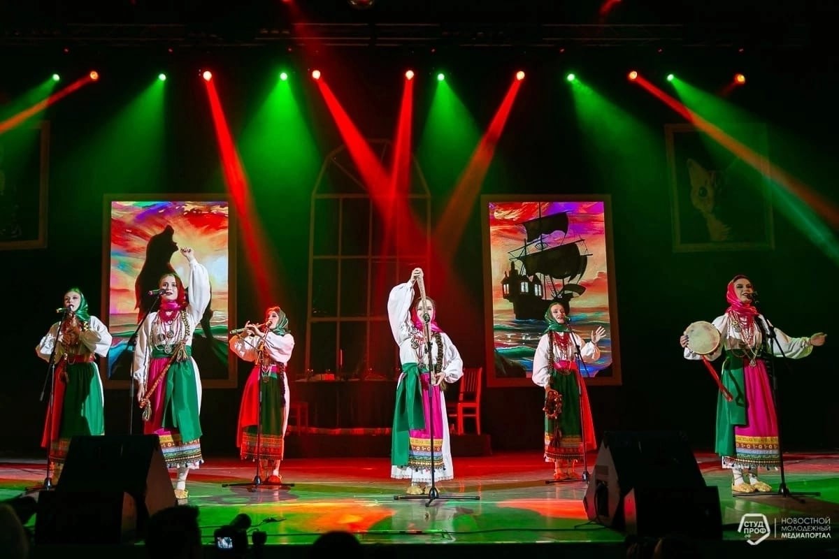 Вокальный ансамбль 'Зарница' Вокальный ансамбль 'Зарница'