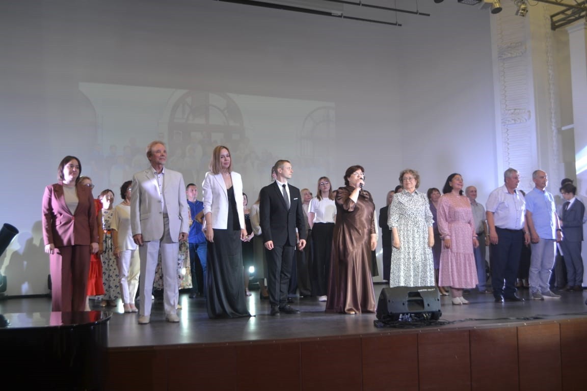 'Выпускной вечер' 'Выпускной вечер'