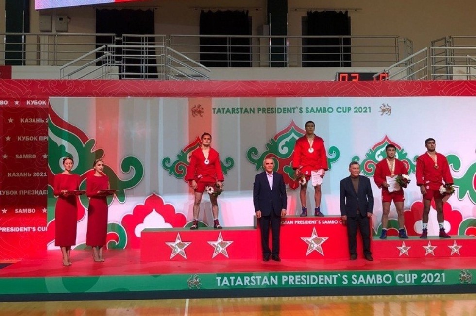 Студент Елабужского института КФУ занял первое место на Международном турнире по самбо категории 'А' Студент Елабужского института КФУ занял первое место на Международном турнире по самбо категории 'А'