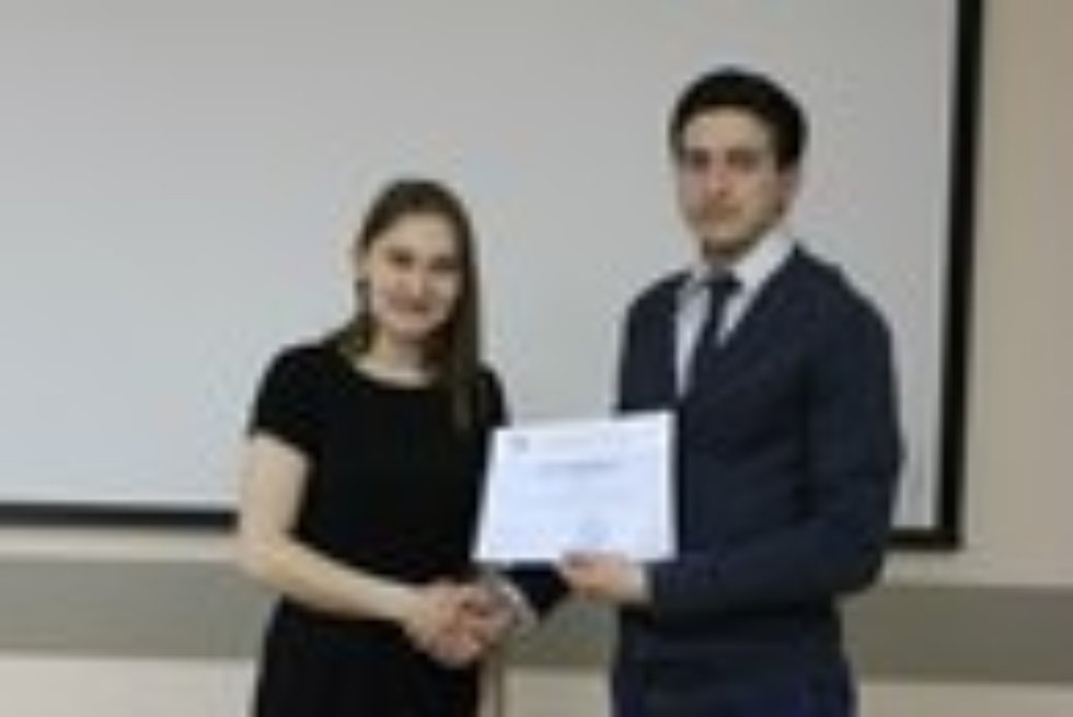 � ������ ������ ������� ����, ����������� ����������� ��������� ������ � �������� ������������ �����