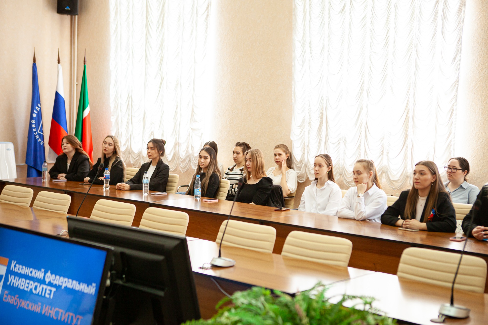 В Елабужском институте КФУ стартовала Всероссийская конференция по ранней профориентации детей В Елабужском институте КФУ стартовала Всероссийская конференция по ранней профориентации детей