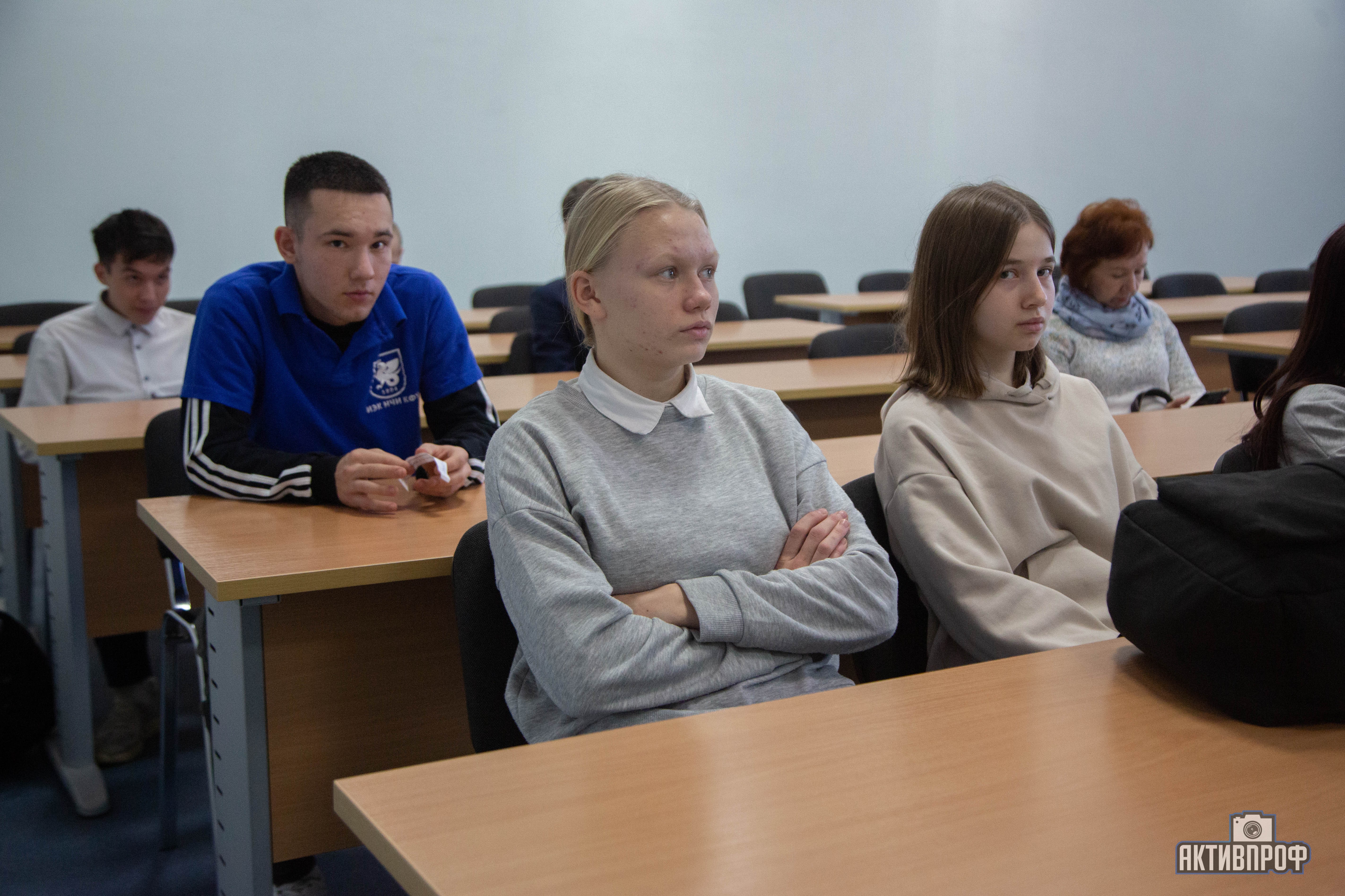 ���������-������������� ������� �����������  ����  ����������� ���������� ,�������, ������-���������������� �����������, ����������� ��������������� �����