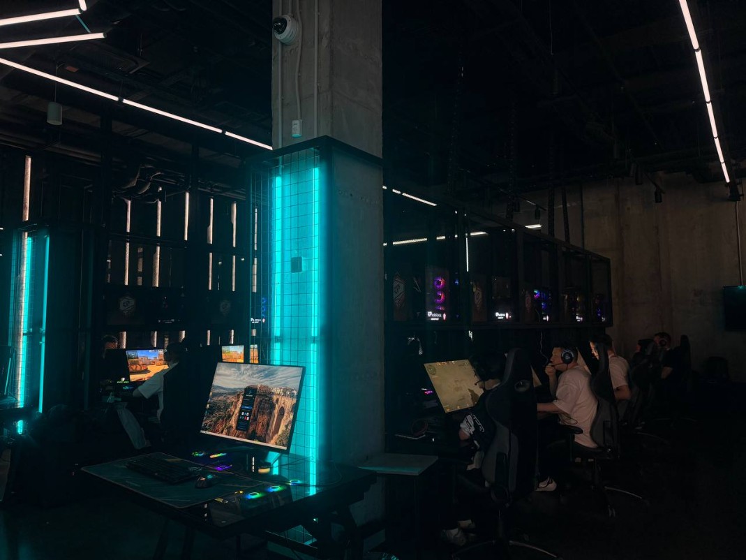 Студенты ИВМиИТ погрузились в атмосферу международного сотрудничества на бизнес-форуме 'Россия ? Индия' Студенты ИВМиИТ погрузились в атмосферу международного сотрудничества на бизнес-форуме 'Россия ? Индия'