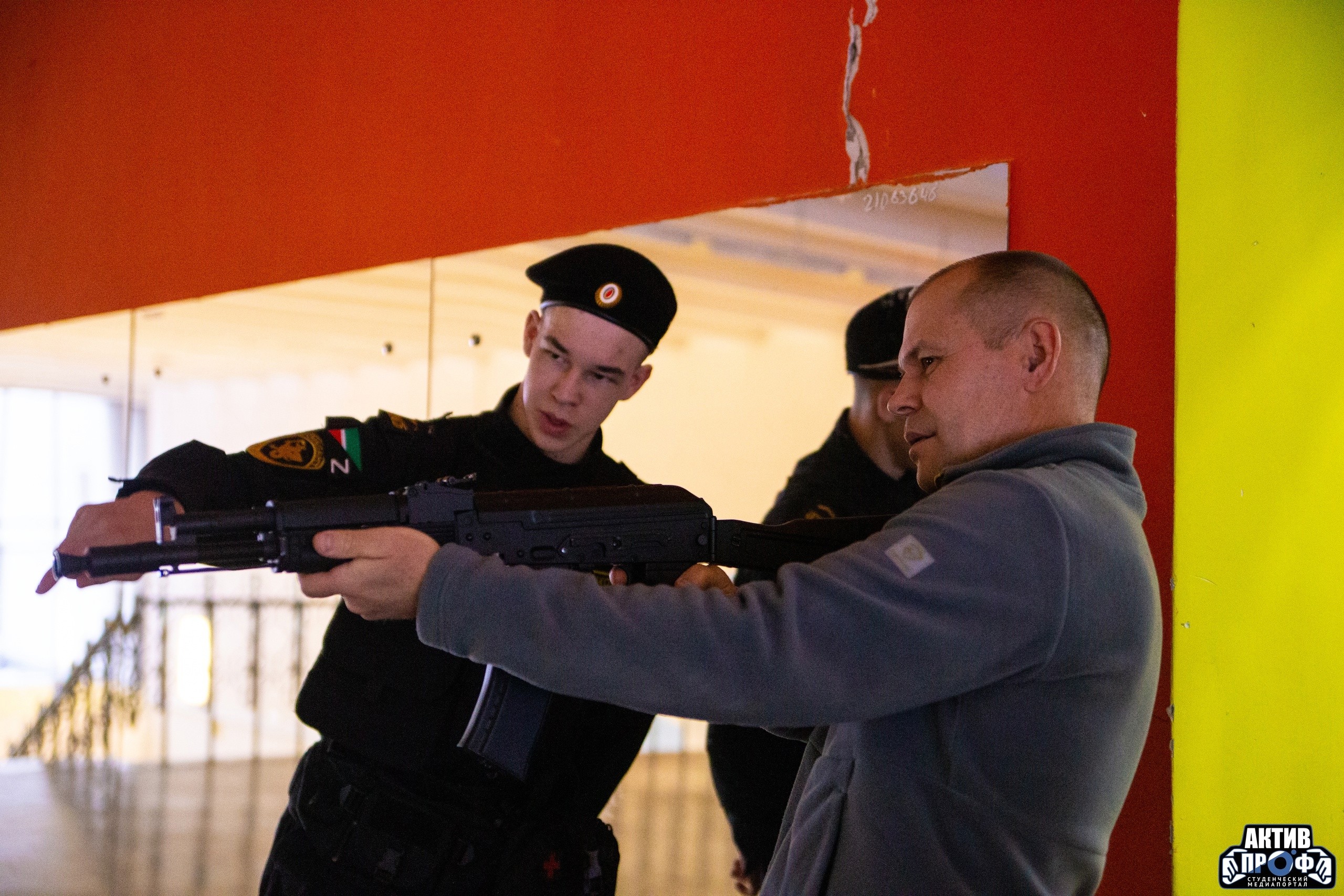 '�������� ���': ������, ���������� � ��������