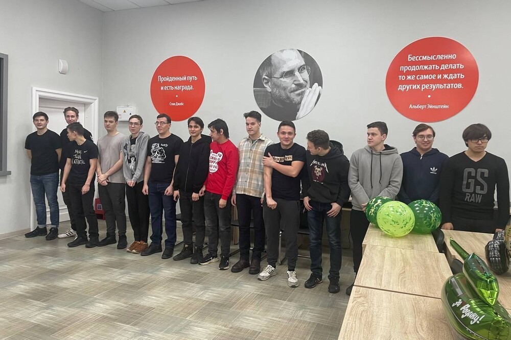 В преддверии всероссийского праздника Дня защитника Отечества на отделении математики и естественных наук прошли мероприятия В преддверии всероссийского праздника Дня защитника Отечества на отделении математики и естественных наук прошли мероприятия