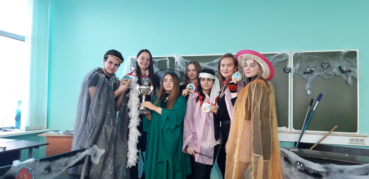 'Кошелек или жизнь' или как отпраздновали Хеллоуин студенты технических направлений КФУ 'Кошелек или жизнь' или как отпраздновали Хеллоуин студенты технических направлений КФУ