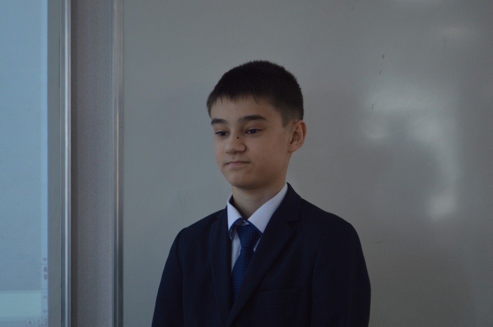 ����� ��������� ���� ������������� 