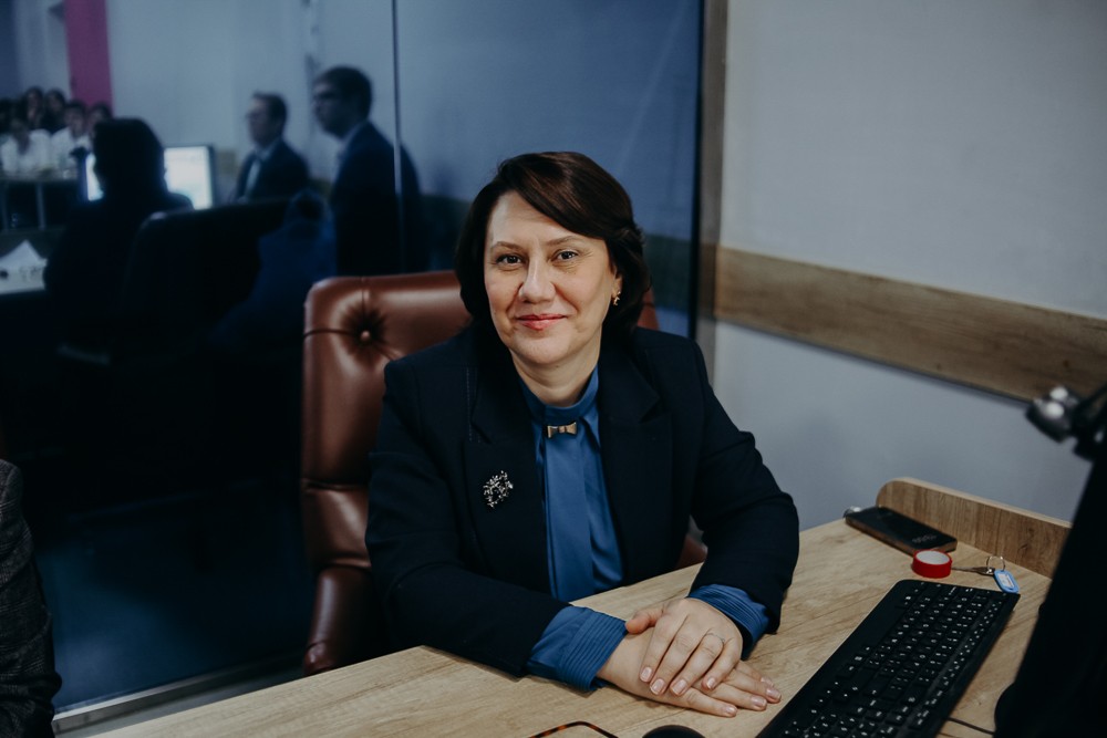 ������ ,���