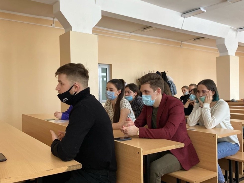 Прошла встреча старост с директоратом Инженерного института Прошла встреча старост с директоратом Инженерного института