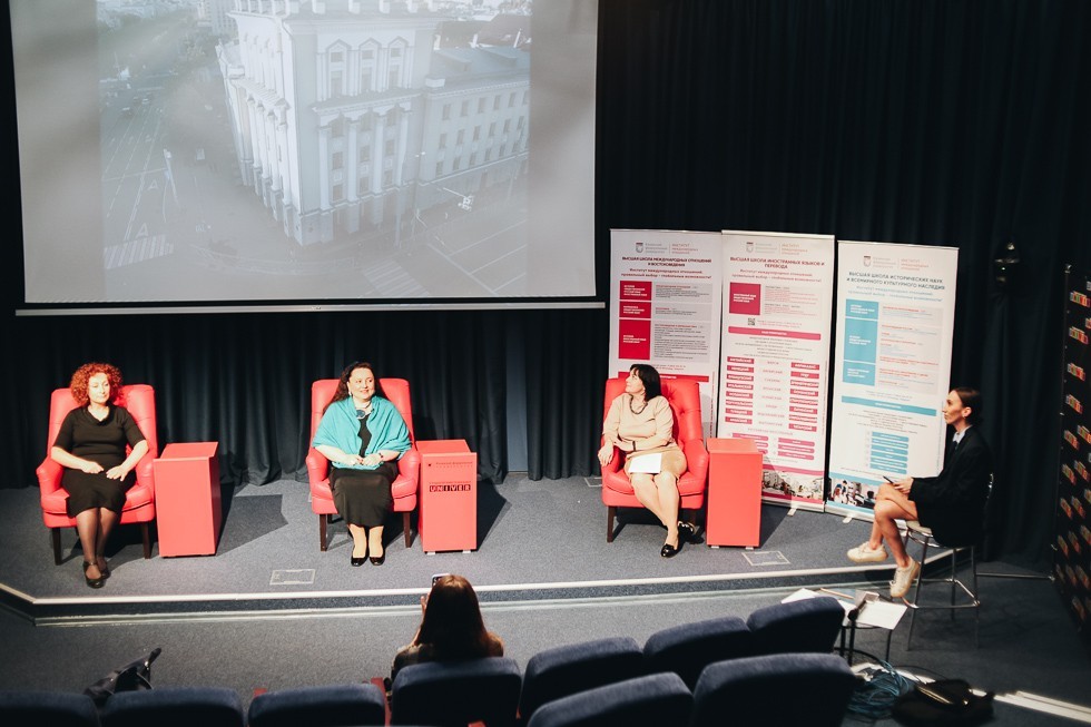 ���������� ��� ������� ������ ���������� INSTA LIVE, ����������� ��� �� �������