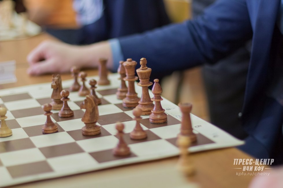 ��� � ���