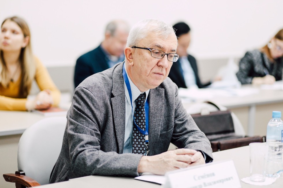 ��������� ������ XII ������������� ������-������������ ����������� 