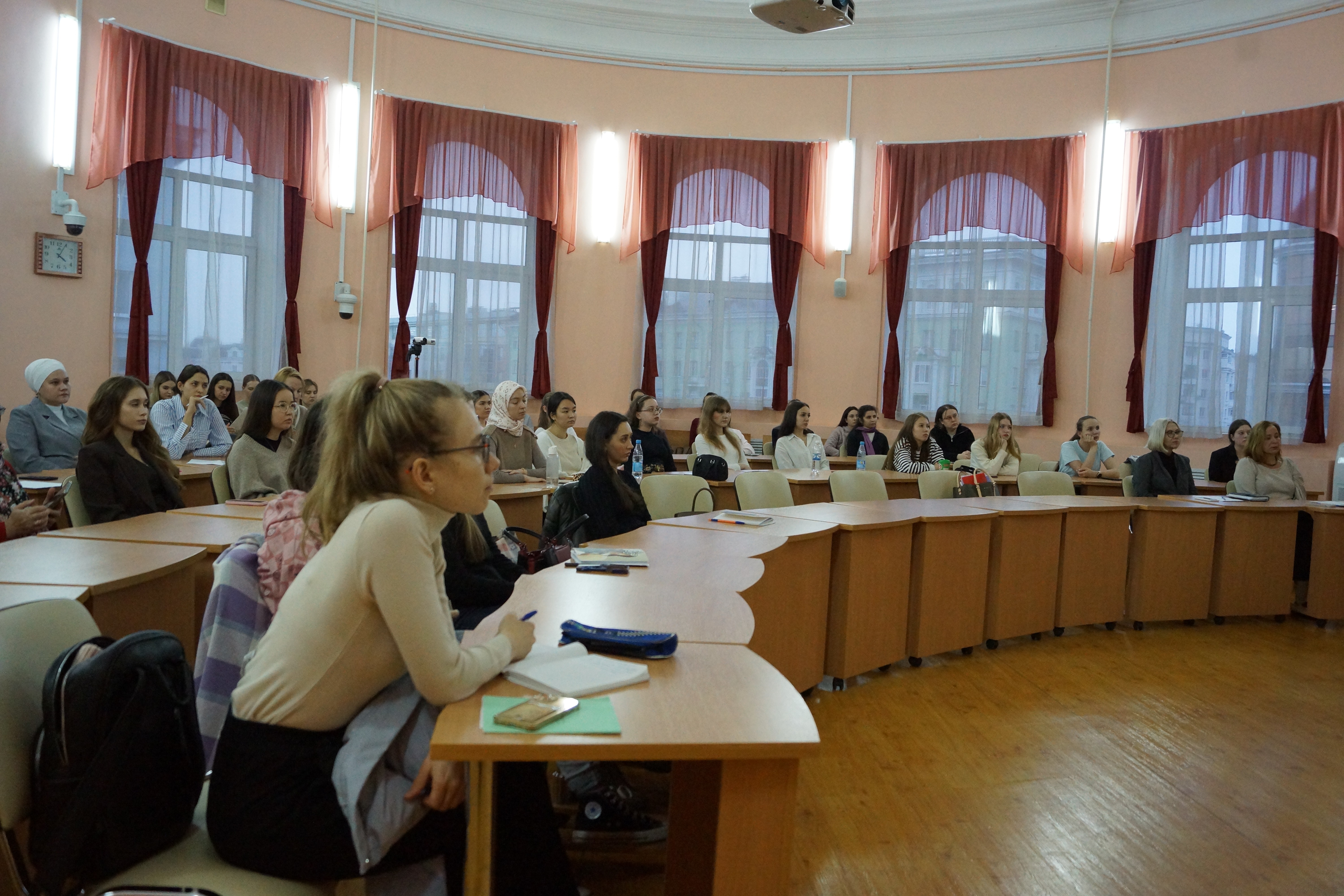 Как готовят дефектологов к работе с детьми раннего возраста: семинар наставника в Казанском федеральном университете Как готовят дефектологов к работе с детьми раннего возраста: семинар наставника в Казанском федеральном университете