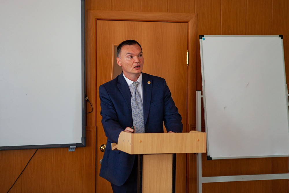 IX ������������ ������: ������ (����)