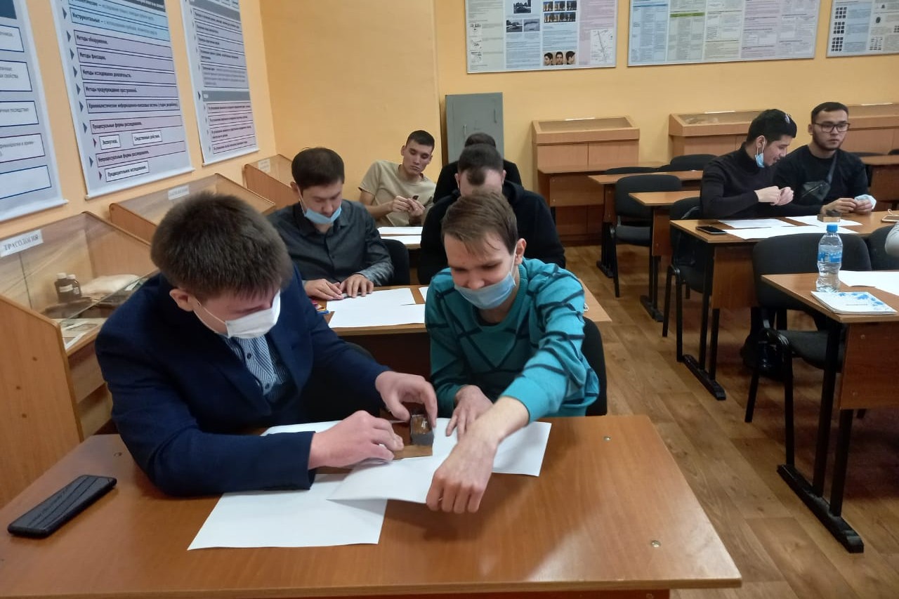 ������ ����� ������������