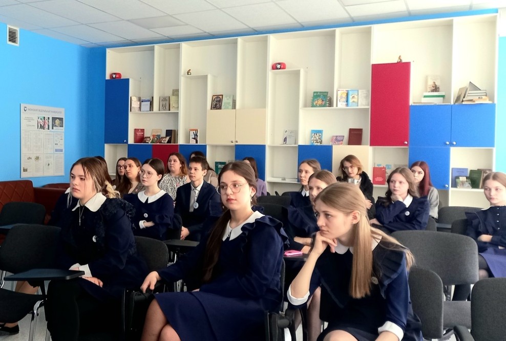 Lingua����: ������������� ������ ��� ����������� '���������������' �����