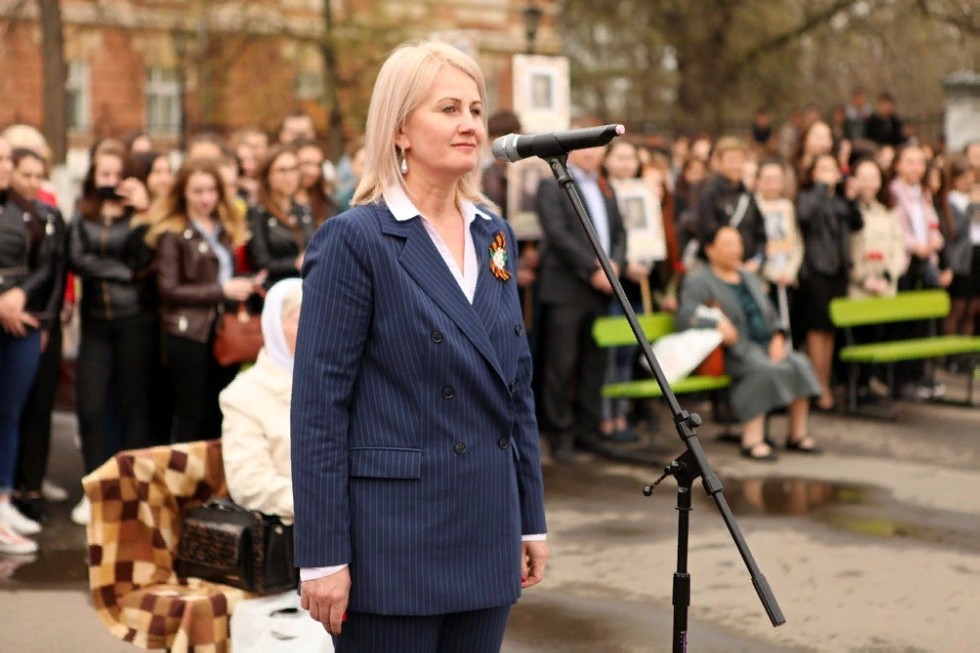 'Поклонимся великим тем годам': День Победы встретили в Елабужском институте КФУ 'Поклонимся великим тем годам': День Победы встретили в Елабужском институте КФУ