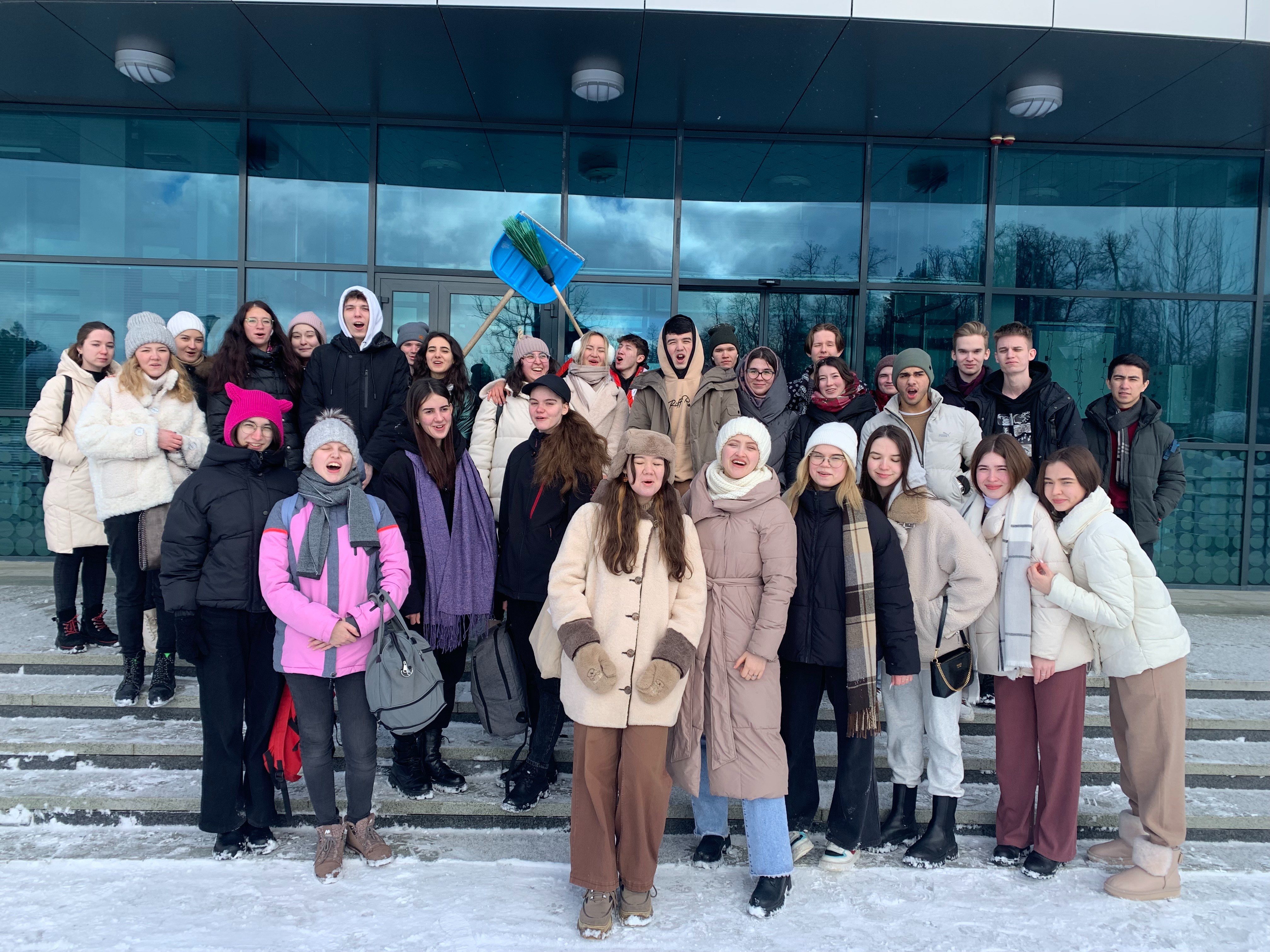 ������ ����������