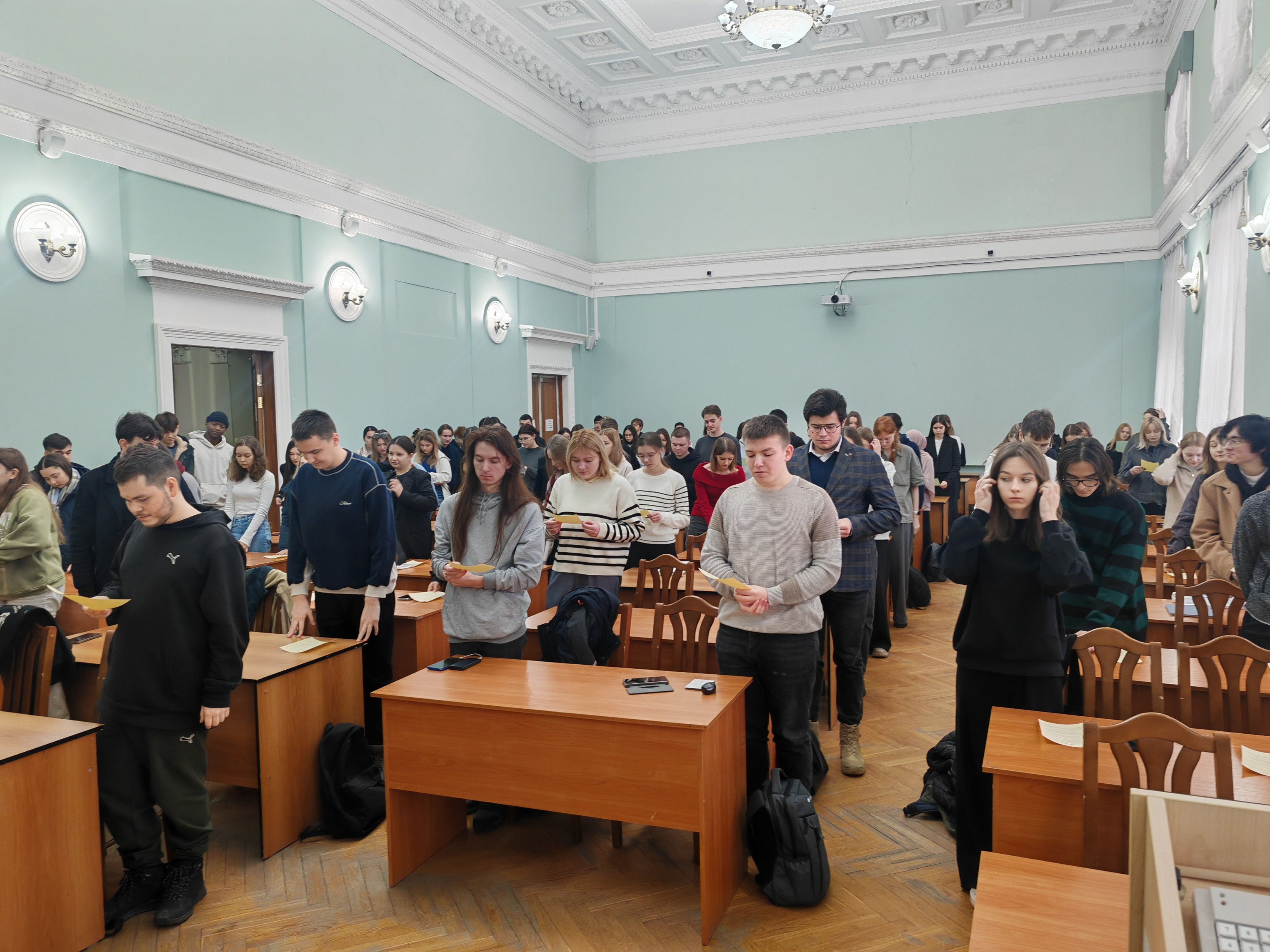 Встреча руководства Химического института со студентами первого года обучения Встреча руководства Химического института со студентами первого года обучения