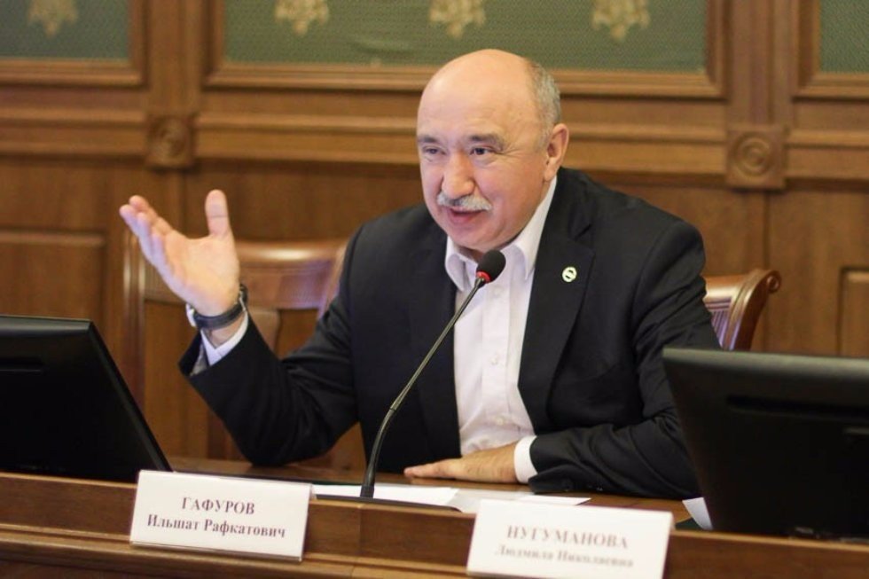 More Overseas Students to Intern at Kazan University