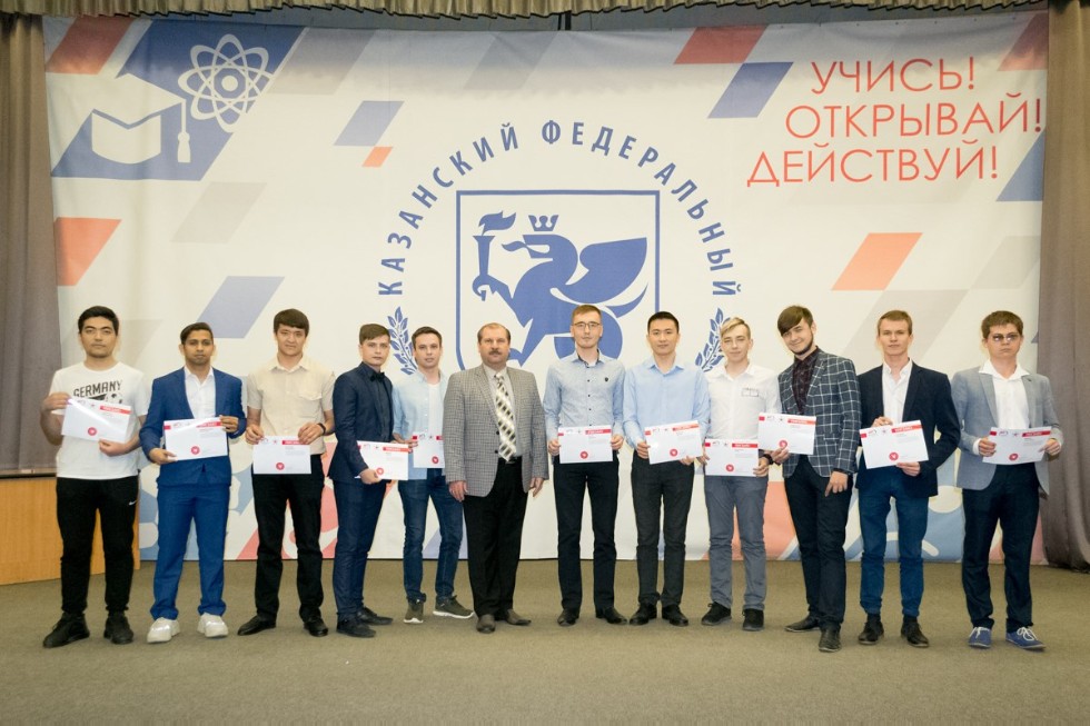 Торжественное подведение итогов юбилейного проекта 'Студенческий марш Победы' Торжественное подведение итогов юбилейного проекта 'Студенческий марш Победы'