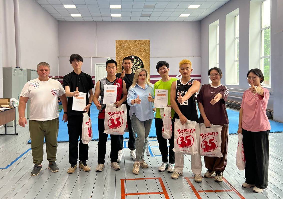 Студенты Цзясиньского университета проходят стажировку в Елабужском институте КФУ Студенты Цзясиньского университета проходят стажировку в Елабужском институте КФУ