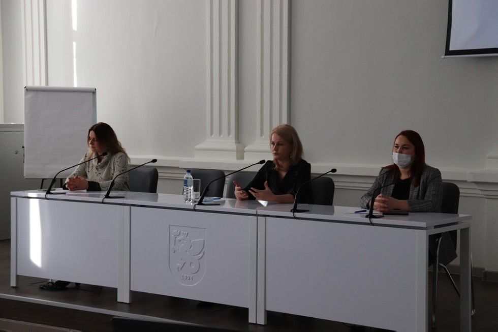 В Елабужском институте КФУ состоялся День открытых дверей для желающих обучаться по программам магистратуры В Елабужском институте КФУ состоялся День открытых дверей для желающих обучаться по программам магистратуры