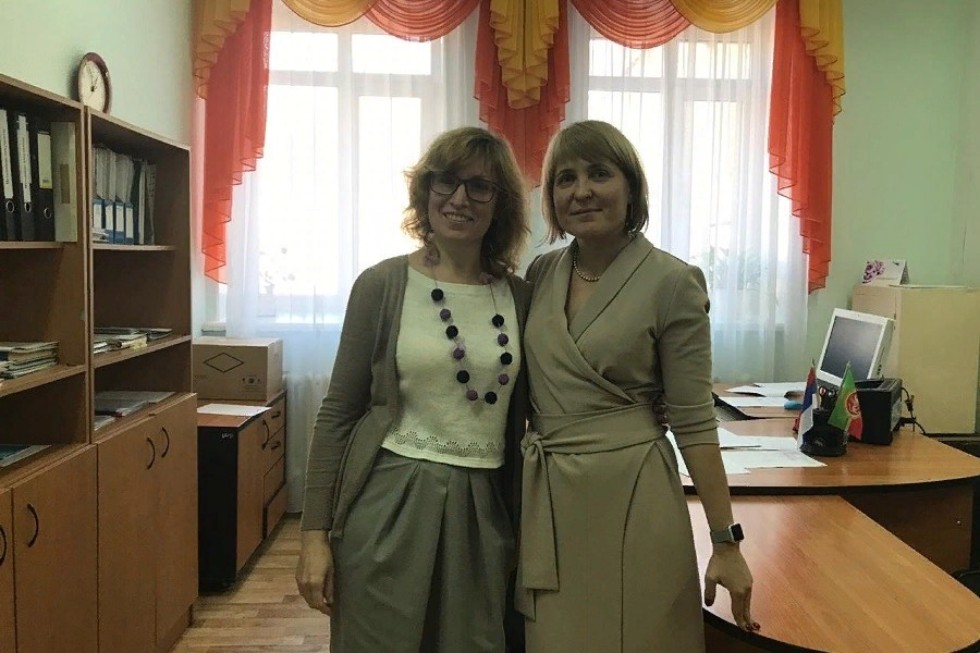 Студенты Елабужского института КФУ представили проект 'Интересная наука - в школу' Студенты Елабужского института КФУ представили проект 'Интересная наука - в школу'