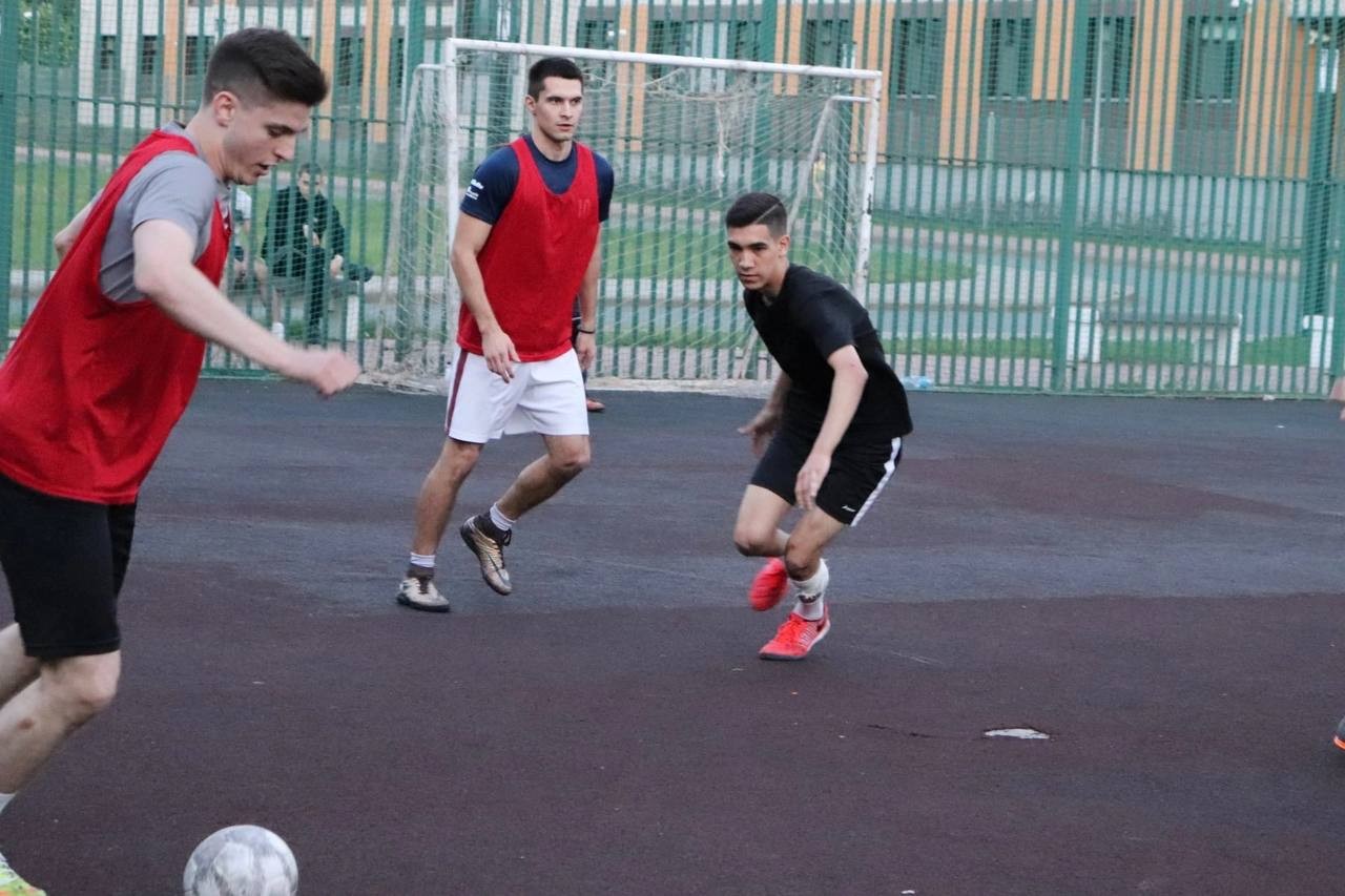 ������ �� ����-������� ����� ��������� ������� �����������