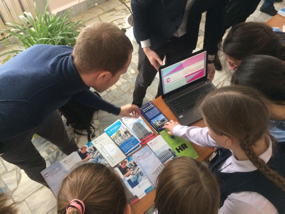 ���� �������� ������ �� ����   ���� 