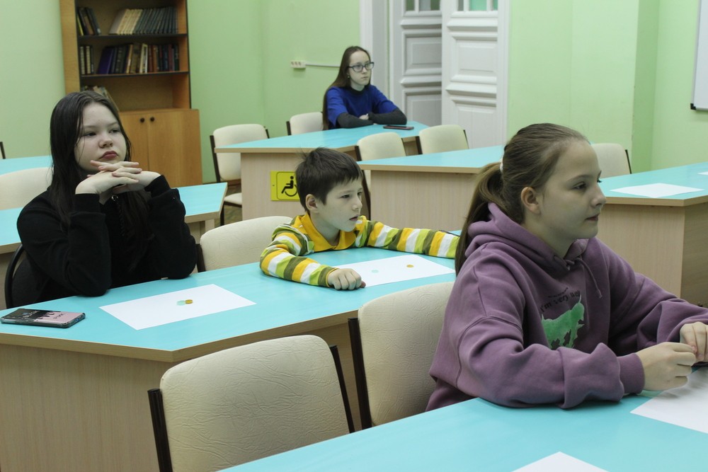 Прошли предновогодние занятия в Детском университете Прошли предновогодние занятия в Детском университете