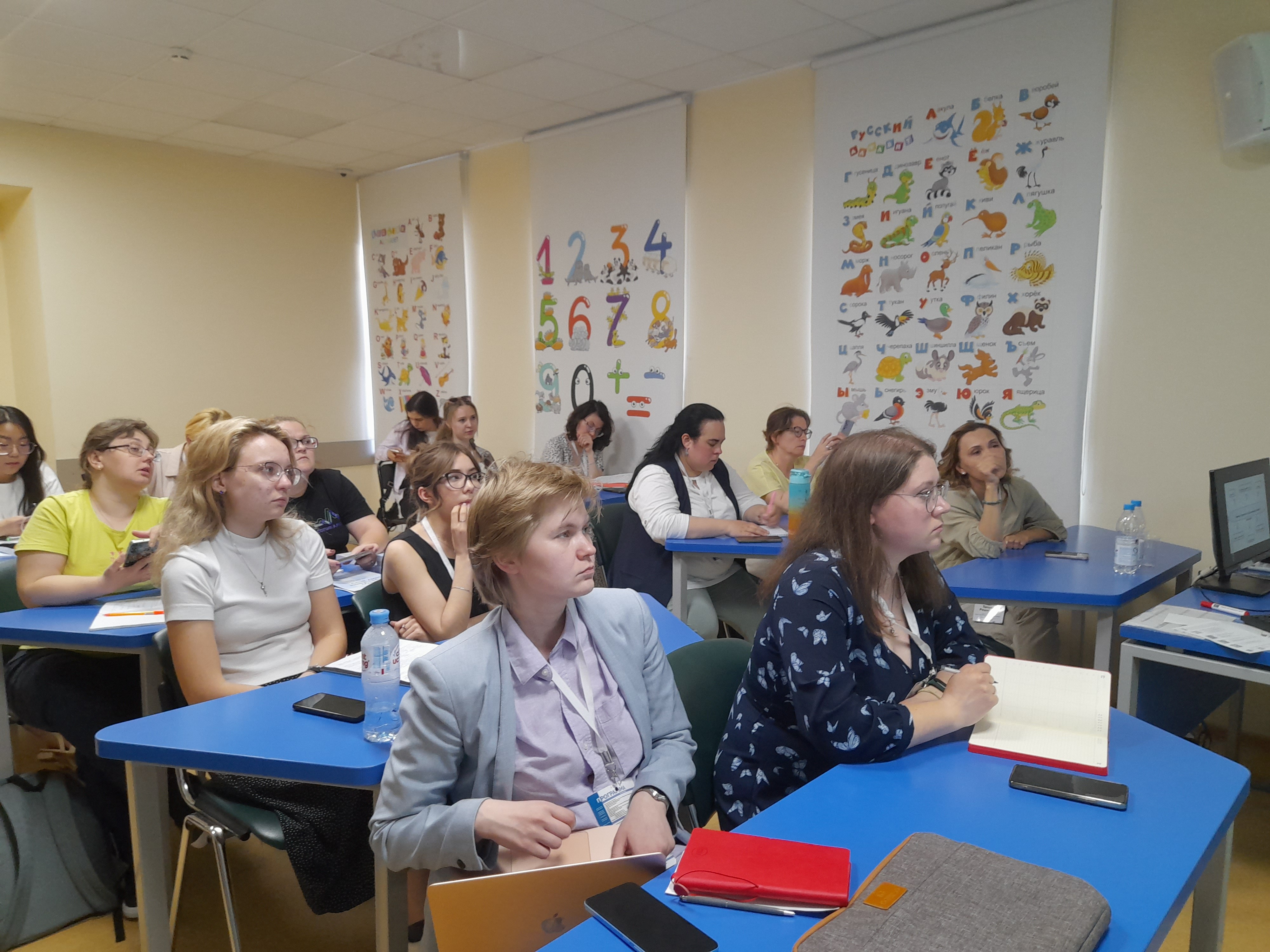 Заседание Круглого стола о результатах исследований по развитию читательской грамотности Заседание Круглого стола о результатах исследований по развитию читательской грамотности