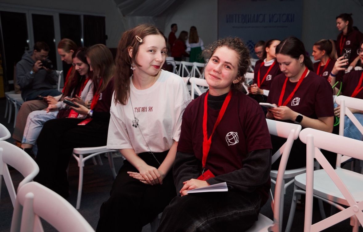 Студенты Института международных отношений, истории и востоковедения посетили Республику Беларусь Студенты Института международных отношений, истории и востоковедения посетили Республику Беларусь