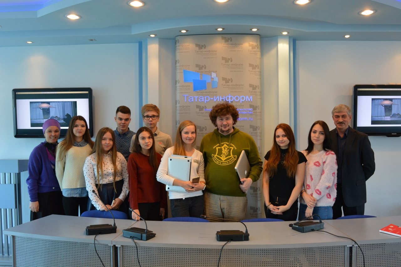 Лекция в 'полевых условиях' в ИА 'Татар-информ' Лекция в 'полевых условиях' в ИА 'Татар-информ'