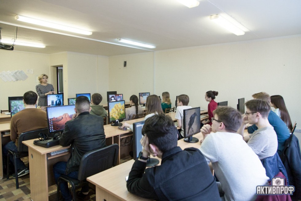 Мастер-классе по использованию материалов 1С в НЧИ КФУ. Мастер-классе по использованию материалов 1С в НЧИ КФУ.