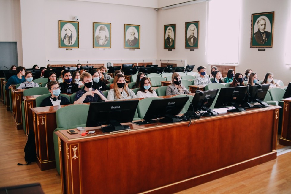 ��������� ������ XIII ������������� ������-������������ ����������� '������ ? �����: ������� � ��������'