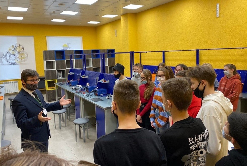 ������-������ �� ���������� � ������ ������ ��� ���������� � ���� ������� ������������