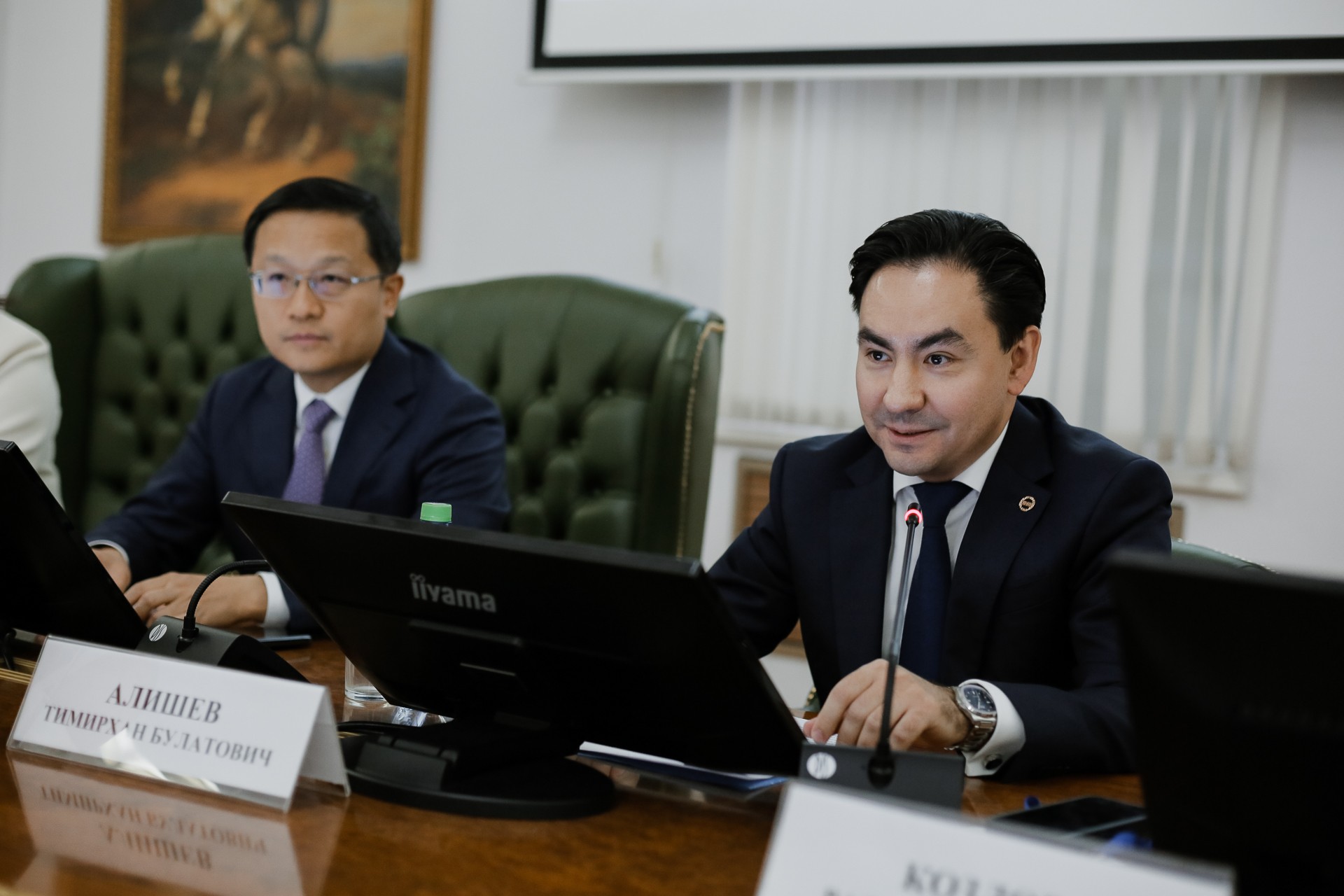 ������-�����