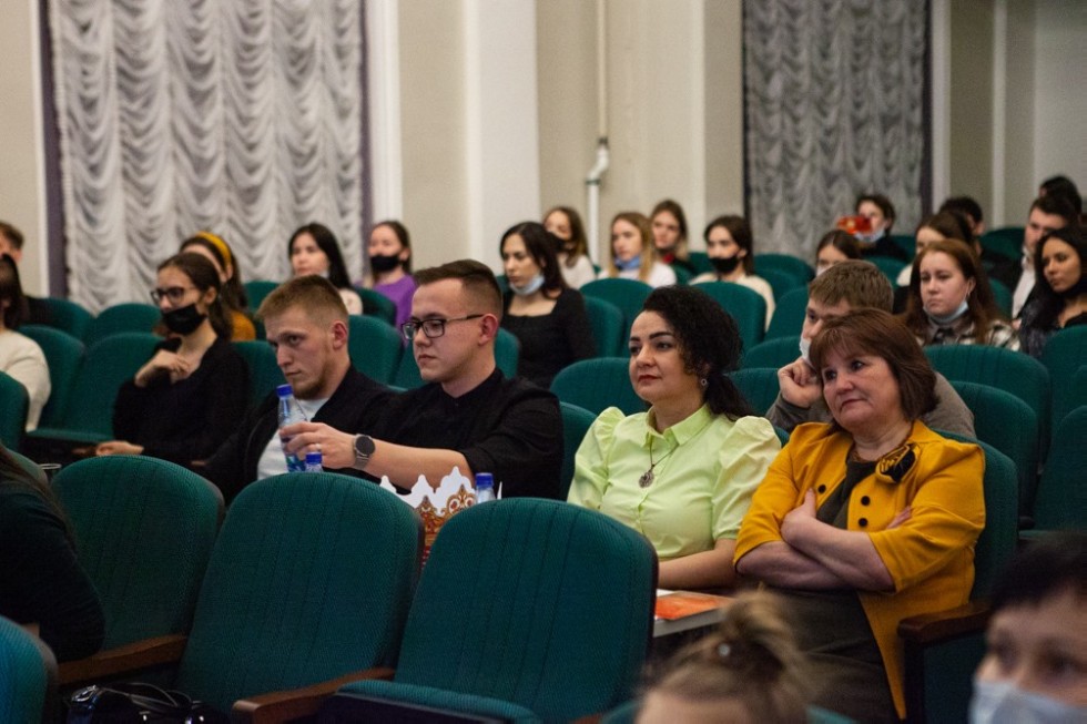 В Елабужском институте КФУ начался фестиваль 'Студенческая весна ? 2022' В Елабужском институте КФУ начался фестиваль 'Студенческая весна ? 2022'