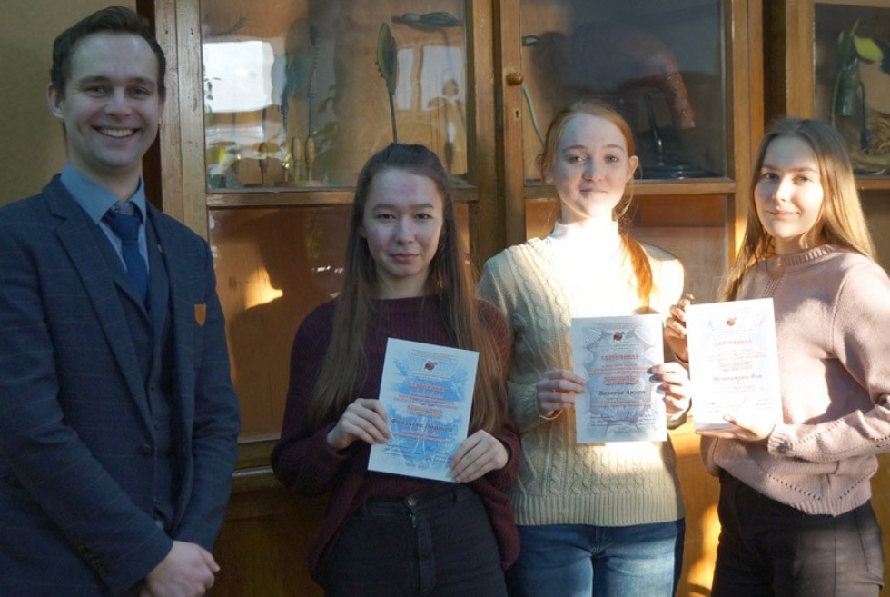 Ежегодный конкурс детского зоологического рисунка среди школьников г.Казани прошел в Институте фундаментальной медицины и биологии. Ежегодный конкурс детского зоологического рисунка среди школьников г.Казани прошел в Институте фундаментальной медицины и биологии.