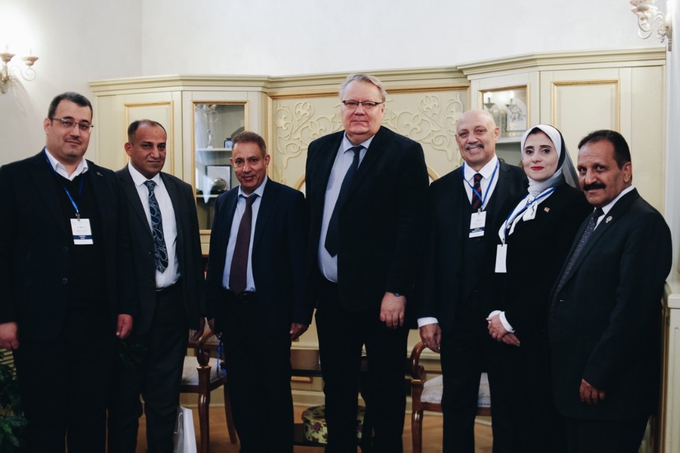 ������ �� �������������� ������ � ������ ��������� � ���