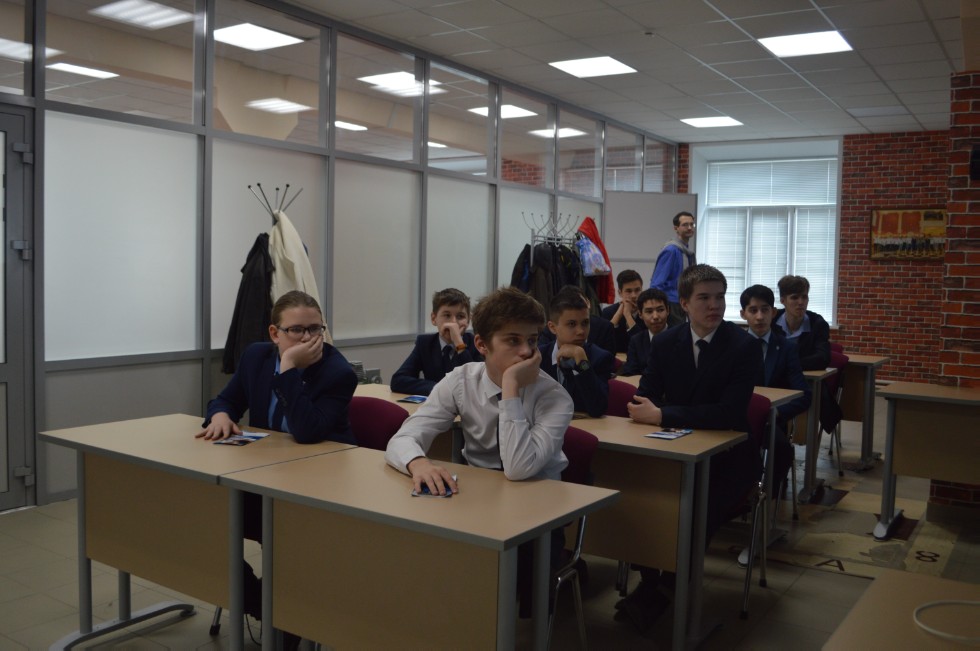 ����� ��������� ���� ������������� 