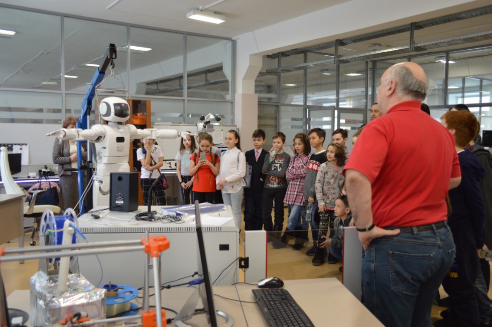 ����������� 4 ������ �������� �19 �������� ���������� �������� � ���������-������������ ������ ���