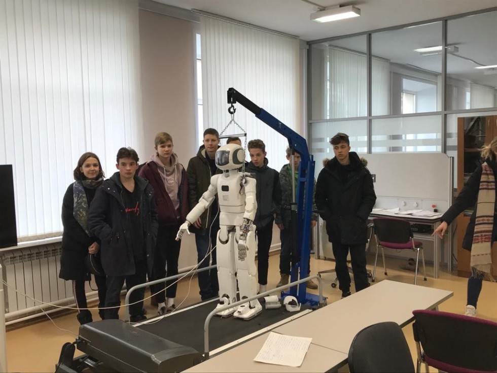 5 ������ 2019 ���� ����������� 9-11 ������� ��� � 93 ������ ����� �������� ���������� �������� ���