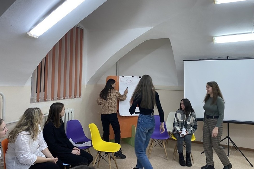 Тренинг 'Радости повседневного общения' Тренинг 'Радости повседневного общения'