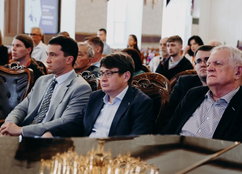 ����� XII ���������� ����������� ������� � ��������� ������������